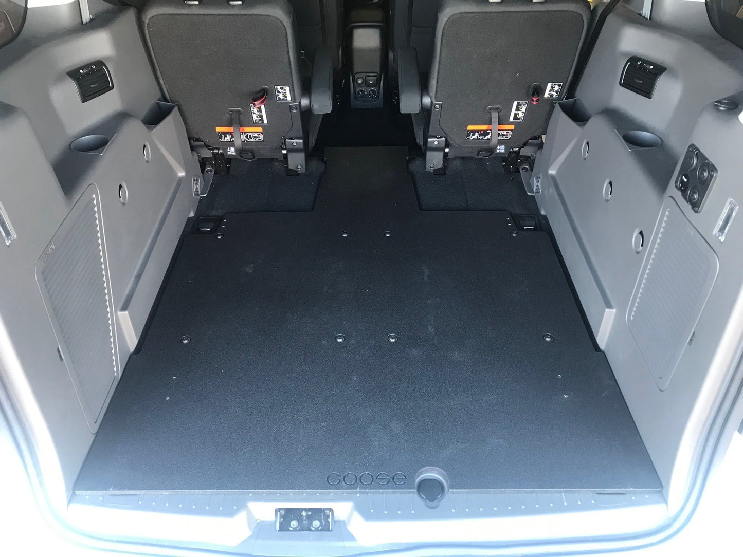 Ford Transit Connect 2014-Present 2nd Gen. - Rear Plate System - Long Wheel Base