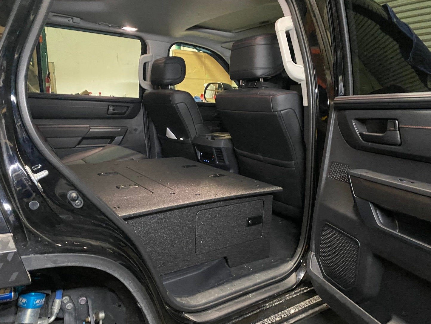 Toyota - Sequoia - 2023-Present - 3rd Gen - Explore Series - Seat Delete Plate System - Second Row with Captain's Chairs