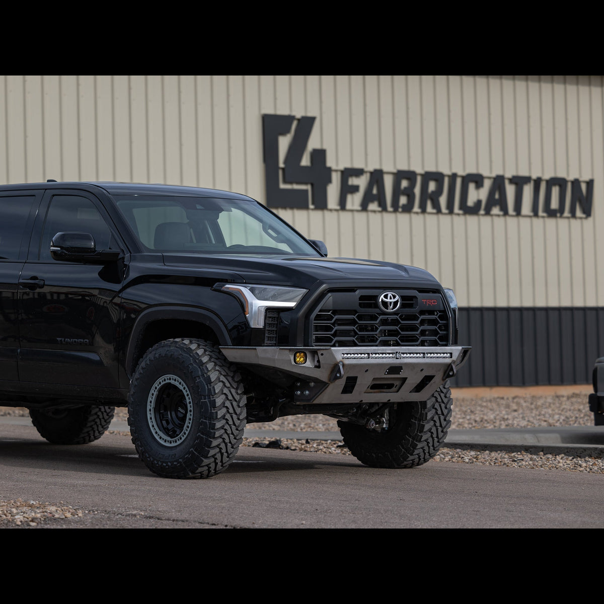 Tundra Overland Series Front Bumper / 3rd Gen / 2022+ | Low-Height Bull Bar | Raw - Unfinished