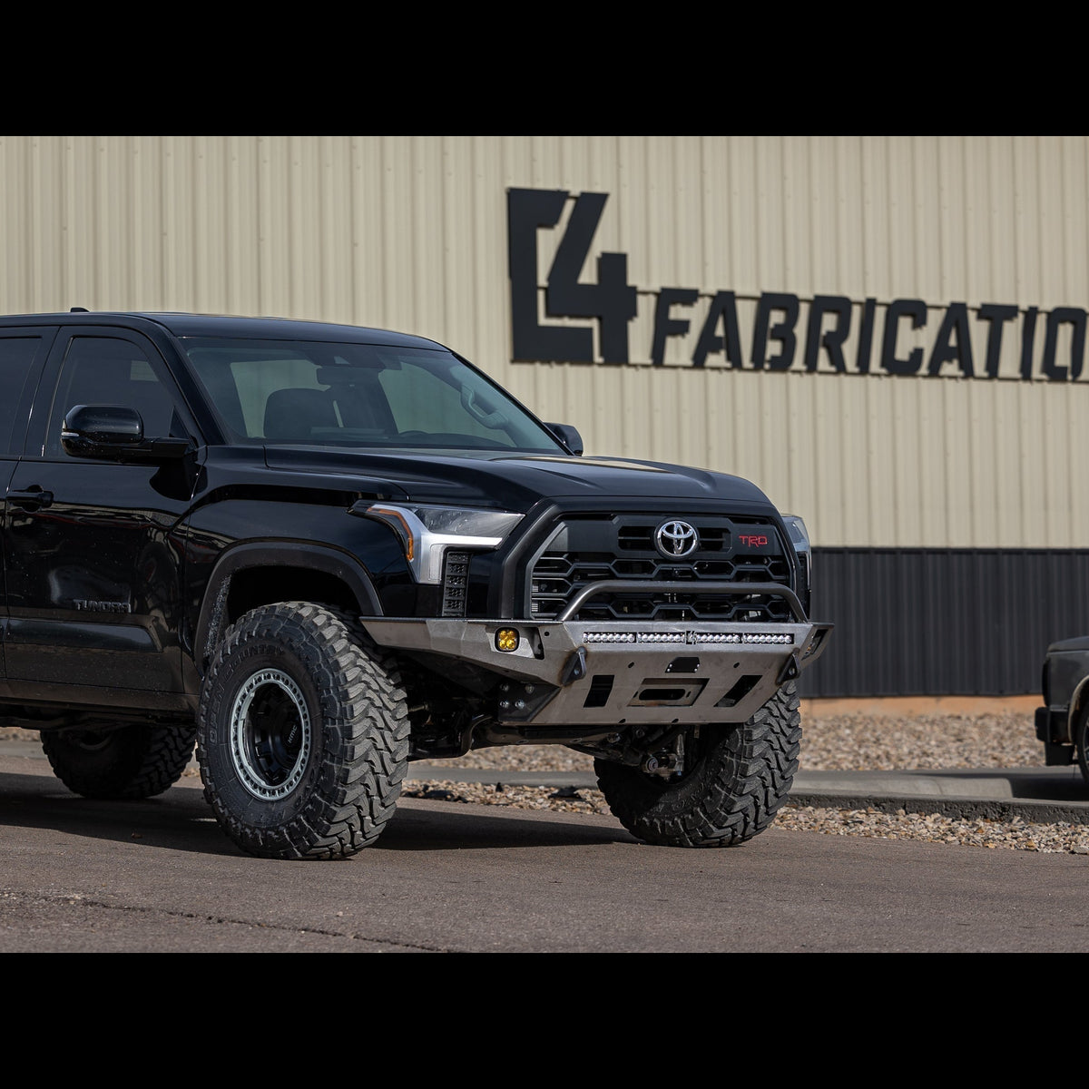 Tundra Overland Series Front Bumper / 3rd Gen / 2022+ | Low-Height Bull Bar | Raw - Unfinished