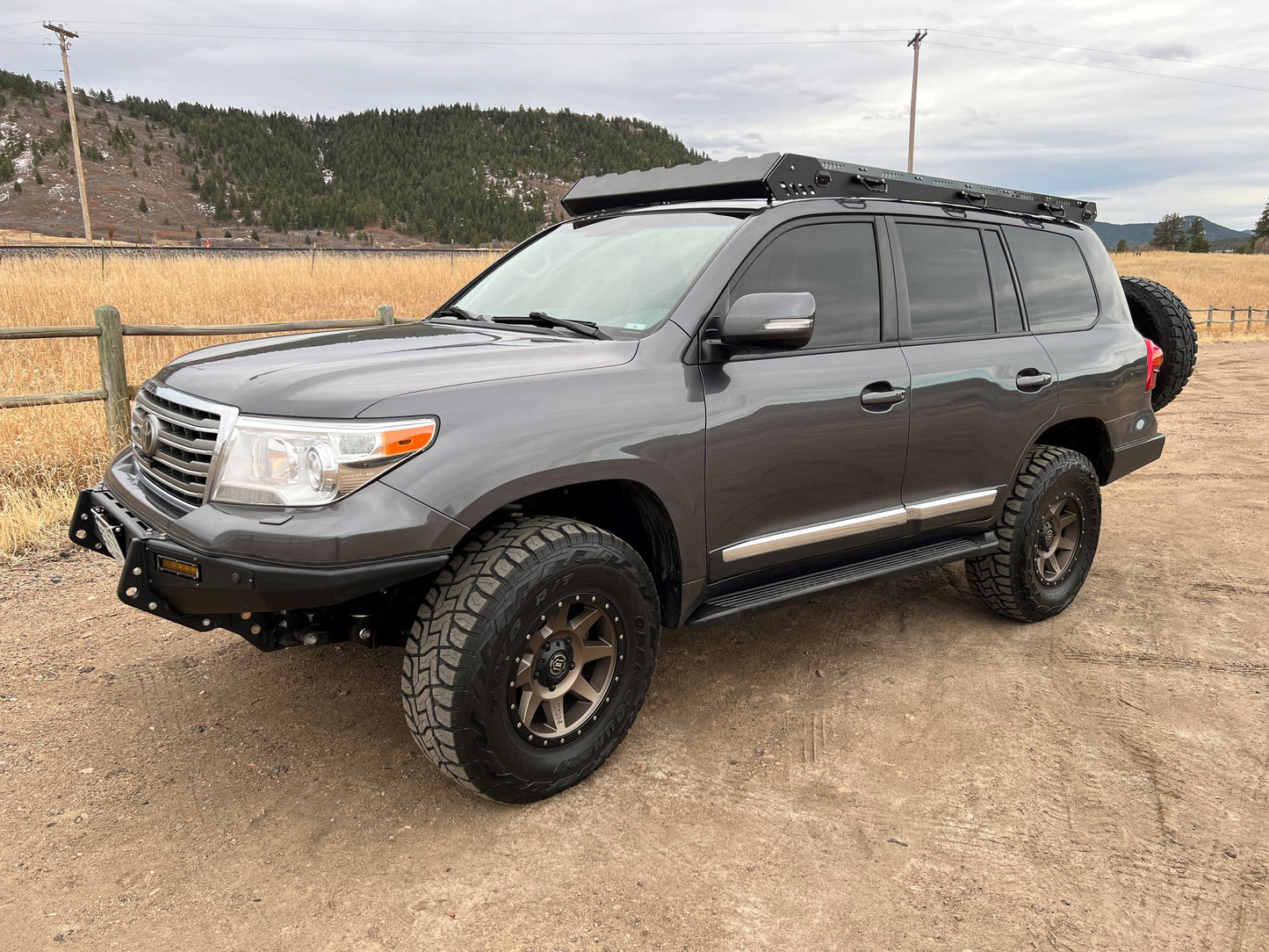 upTOP Overland | Alpha Toyota Land Cruiser 200 7th Generation Roof Rack (2007-2021)-Overland Roof Rack-upTOP Overland-upTOP Overland